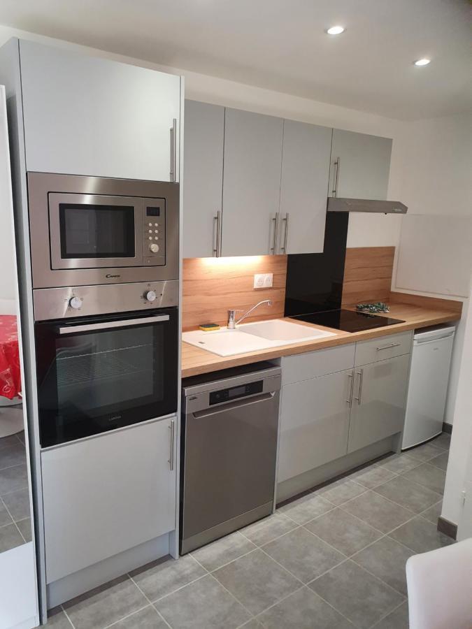 Meuble Avec Cour Apartment Sotteville-les-Rouen Luaran gambar